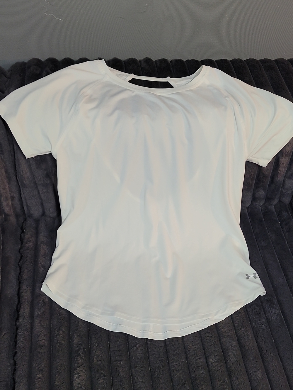 Under Armour White Short-Sleeve Performance Tee - Open Back